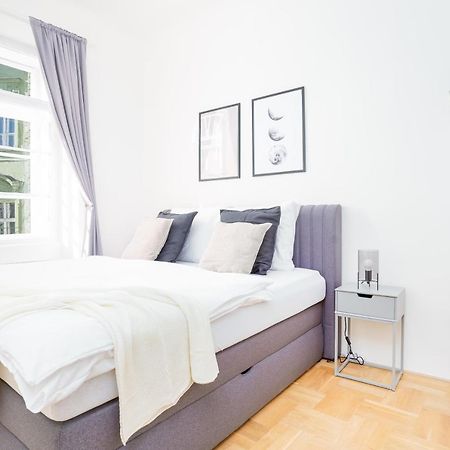 Prague Days - Bright Apartment - Old Town Εξωτερικό φωτογραφία
