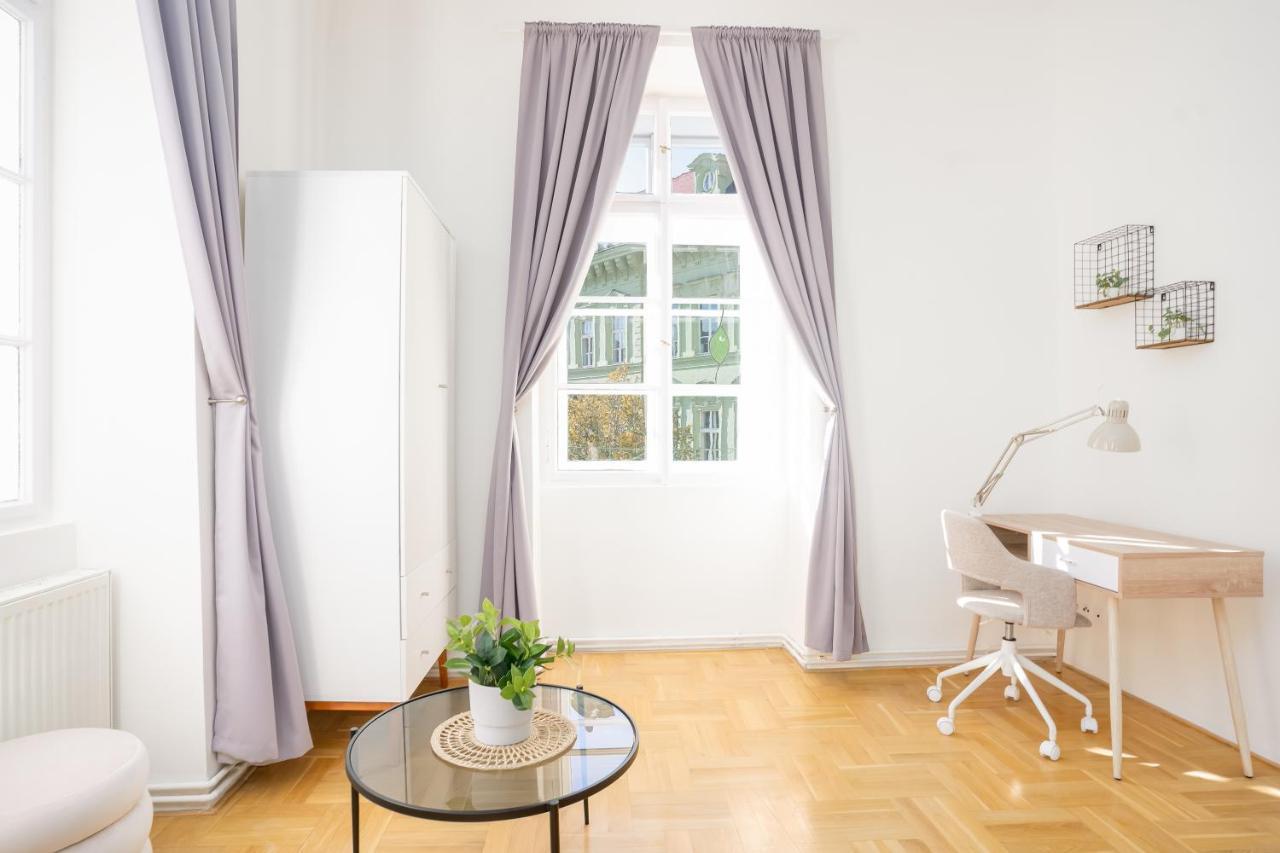 Prague Days - Bright Apartment - Old Town Εξωτερικό φωτογραφία