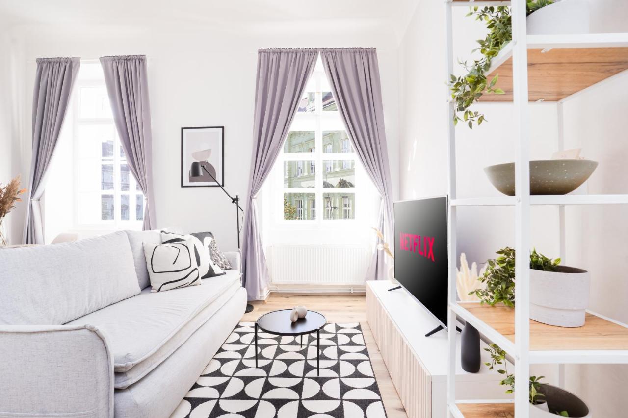 Prague Days - Bright Apartment - Old Town Εξωτερικό φωτογραφία